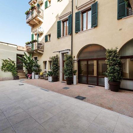 Palazzo Ristori Leilighet Verona Eksteriør bilde