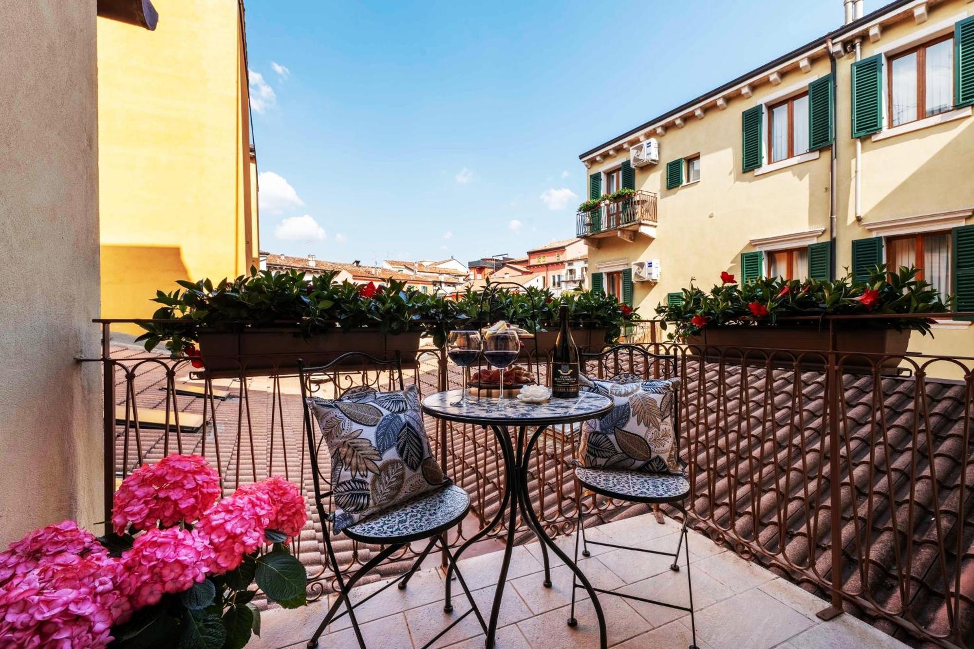 Palazzo Ristori Leilighet Verona Eksteriør bilde